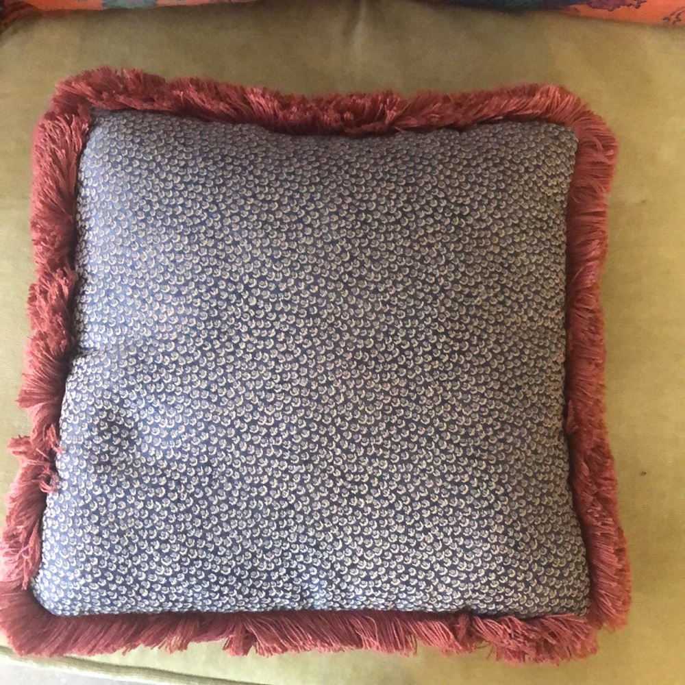 Decorative pillow  HOLD AUSTEN